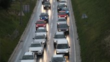 Pažljivo: Mokri su i skliski kolnici na Jadranu, u Lici i Gorskom kotaru