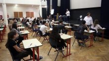 Statistika otkrila koji su učenici najuspješniji na državnoj maturi; profesori osmorici iz predmeta 'zaključili' dvojku, a na maturi briljirali