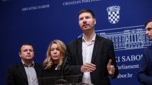 Pernar protiv uvođenja trošarina na e-tekućine za parilice