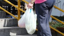 dm iz ponude trajno povlači jednokratne plastične vrećice za kupnju