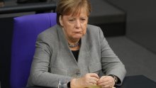 Merkel poručila: Brexit predstavlja duboki rez za Europu