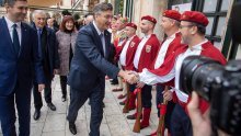 Plenković o nedolasku u Rijeku: Ne znam zašto se netko tko još nije stupio na dužnost u to miješa