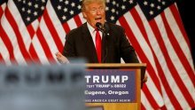 Trumpove tvrtke zadužene za 650 milijuna dolara
