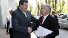 Inzko to approach UN SC over Serb entity's opposition to foreign judges