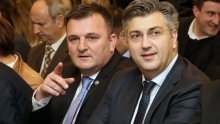 Njegov pokušaj sjedenja na dva stolca zasad je najzabavniji trenutak izbora u HDZ-u: Tko je uopće 'preletač' kojeg je Gotovina smjestio u legendu?