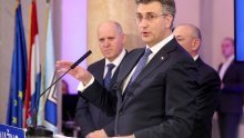 Plenković zadovoljan 'evolucijom' Francuske u vezi proširenja EU-a, najavio povlačenje vojske iz Afganistana