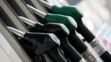 Spremnik goriva opet znatno pojeftinjuje, najviše će profitirati vozači benzinaca