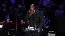 Michael Jordan grcao u suzama: 'Kada je Kobe Bryant umro, umro je i dio mene. Počivaj u miru, braco'