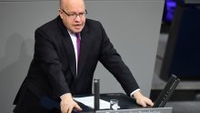 Vodeći instituti predviđaju 4,2-postotni pad njemačkog gospodarstva