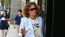 Nakon glume i pjevanja bacila se u dizajnerske vode: Jennifer Lopez predstavila svoju prvu kolekciju cipela