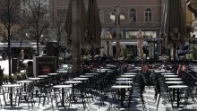 Ontario zabranio javna okupljanja, zatvorio kafiće i restorane