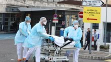 U Francuskoj gotovo 9000 umrlih od koronavirusa