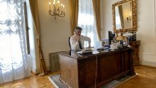 Plenković razgovarao s kineskim premijerom o nabavi zdravstvene opreme