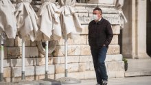 Zadar: Jedan novooboljeli, ukupno 51 osoba zaražena