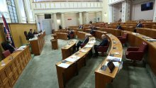 'Umjesto Davora Božinovića Stožer bi trebao voditi ministar financija Zdravko Marić'