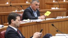 U Saboru oštre reakcije na izjave Bulja i Zekanovića o provedbi Ustavnog zakona o pravima nacionalnih manjina