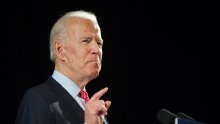 Biden Trumpa nazvao 'potpunom budalom, razlog je maska