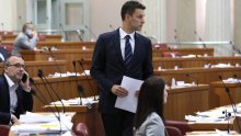 Petrov pozvao Vladu da čuje i oporbene prijedloge
