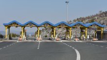 Srna na A1 između Novigrada i Bosiljeva, vozači oprez!