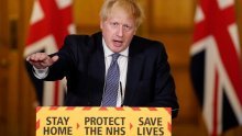 Premijer Johnson kaže da se stanje u domovima za starije popravlja