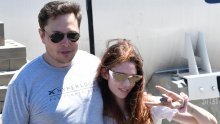 Elon Musk i Grimes su dobili sina - nikome nije jasno kako mu izgovoriti ime