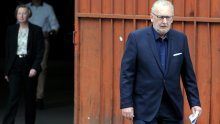 Božinović komentirao Capakovu izjavu da oni u samoizolaciji mogu na izbore; otkrio i koliko ljudi ušlo u Hrvatsku i prenosi li se virus novinama