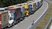 Gužvu na granici su stvorili kamioni iz Bugarske i Turske