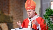 Poljski nadbiskup prijavio Vatikanu biskupa koji je skrivao zlostavljanje djece