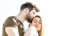 Ljubav će uporno kucati na vrata Vodenjaka, Jarčeve ništa neće moći pokolebati dok će Vage i Strijelci uživati u društvu i izlascima