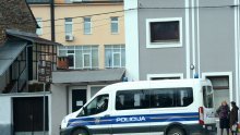Dvojica pijanih maloljetnika ukrala automobil iz servisa pa bježala policiji