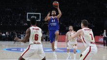 Hrvatski košarkaški reprezentativac u redovima turskog Anadolu Efesa priznao: Nogomet je jedna od mojih strasti