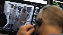 Kapsula SpaceX-a s dvojicom astronauta pristala na ISS