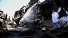 Piloti palog pakistanskog zrakoplova bili zaokupljeni koronavirusom