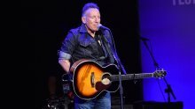 Bruce Springsteen kritizirao Trumpa: 'Iskonski grijeh ropstva ostaje neriješeno pitanje američkog društva'