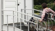 Bioenergetičarka bolesnicu bacila u invalidska kolica