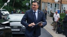 Plenković: Bernardić i SDP podcjenjivali epidemiju, grlili su se i ljubili