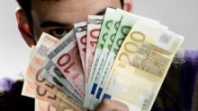 Veliki rast prosječnih plaća u Hrvatskoj, zarađujete li više ili manje od ovoga?