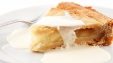 Jeftina i vrlo brzo gotova: Kremasta torta, za koju su vam potrebne namirnice koje svatko ima kod kuće, doslovno se topi u ustima