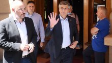 Plenković: Ostojić odlaskom u samoizolaciju radi neprimjeren teatar