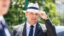 Vili Beroš ima novi look: U Split stigao poput kauboja