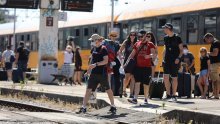 Prvi češki vlak s 500 turista stigao u Rijeku: Kasnio sat vremena zbog detaljne granične kontrole