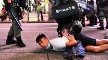 Policija u Hong Kongu uhitila 300 ljudi na prvom prosvjedu od novog zakona