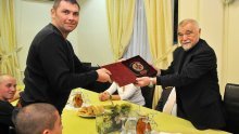 Mesić posjetio ranjene ukrajinske borce