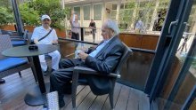 Veteran Josip Manolić došao dati podršku Restart koaliciji: Bernardić će biti bolji premijer od Plenkovića