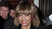 Ništa od mirovine: Zbog mlađahnog Norvežanina 80-godišnja Tina Turner vratila se na glazbenu scenu