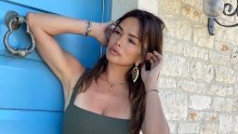 Severina u bikiniju izgleda senzacionalno, ali se svejedno našalila na svoj račun: 'Pružimo podršku svima nama koji uvlačimo stomak kad ulazimo u more'