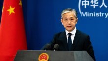 Kina najavila Britaniji 'protunapad' zbog suspenzije sporazuma s Hong Kongom