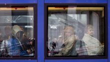 Zašto Norveška, za razliku od EU-a, ne preporučuje nošenje maski u javnom prijevozu