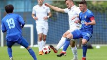 [ANKETA] Iz HNS-a detaljno objasnili zašto su izabrali Dinamo, a ne Hajduk, za juniorsku Ligu prvaka; što Vi mislite tko je više zaslužio?