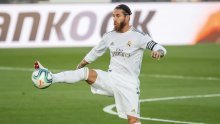 Realov kapetan Sergio Ramos u videu otkrio tajnu uspjeha; na privatnom treningu ga je 'trener' počastio i s par udarca u tijelo